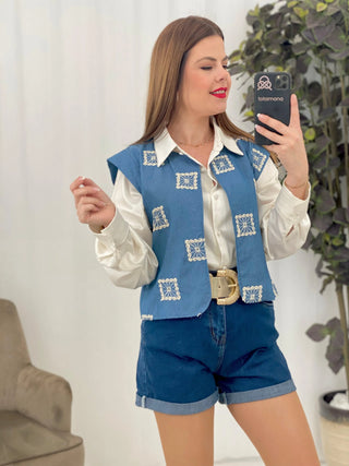 Compra online CHALECO DENIM BORDADO - Totamona