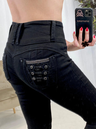 Compra online PANTALÓN KARDA - Totamona