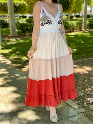 Compra online VESTIDO TIRANTE BORDADO - Totamona