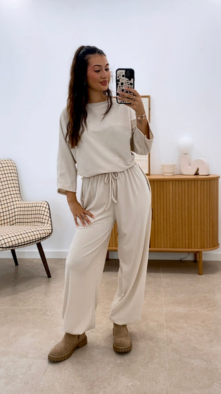 CONJUNTO LISO DOS TEJIDOS
