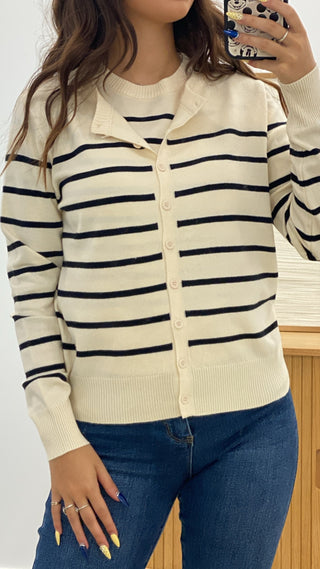 CONJUNTO PUNTO CAMISETA + REBECA LÍNEAS