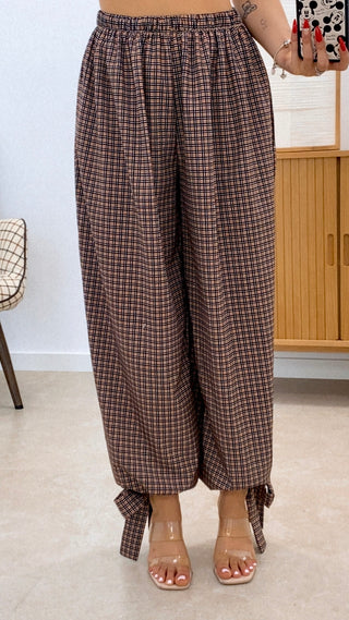 PANTALÓN BAJO LAZO CUADRITOS