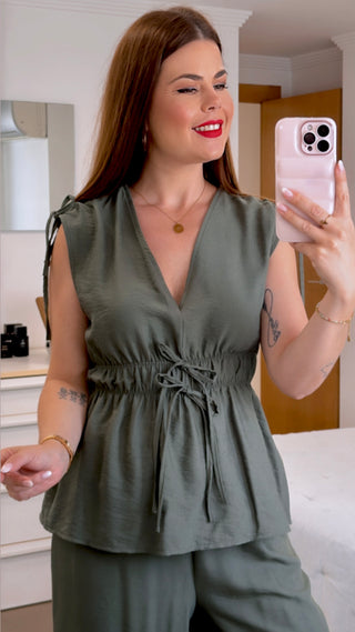 CONJUNTO LAURA
