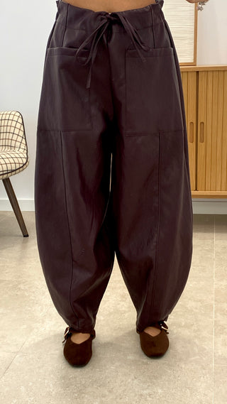 PANTALÓN POLIPIEL BARREL