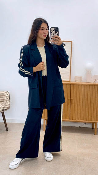 Conjunto de Americana y pantalón con lineas
