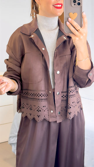 CHAQUETA TROQUELADA ANTE