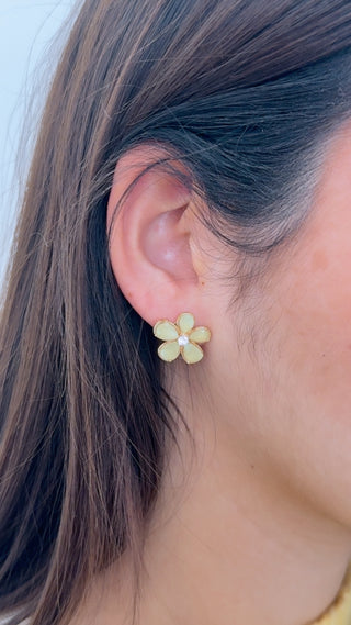 PENDIENTE FLOR AMARILLA