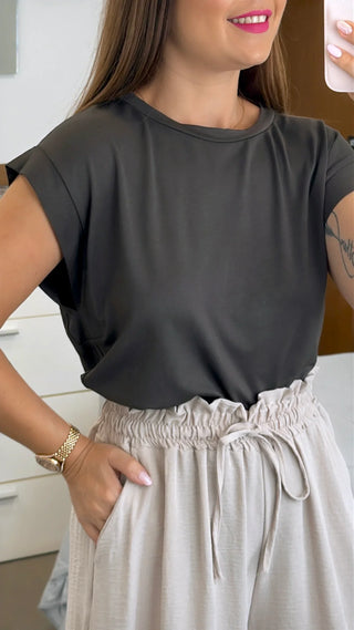CAMISETA BÁSICA CAMI