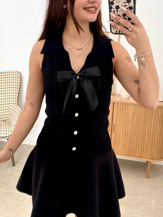 CHALECO LAZO Y BOTONES BRILLANTES