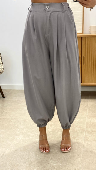 PANTALÓN PINZAS BOMBACHO