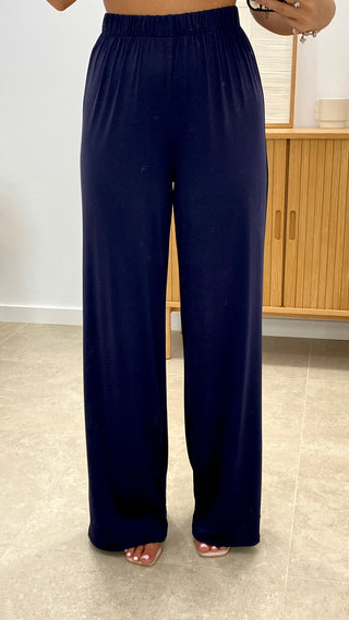 CONJUNTO CAMISETA PICO + PANTALÓN