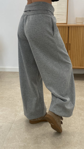 PANTALÓN BAJO AJUSTABLE