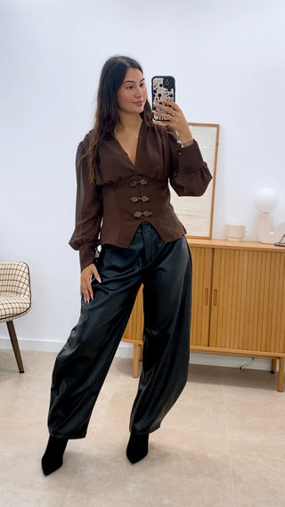 BLUSA NUDOS