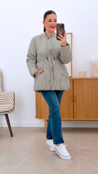 CHAQUETA LIGERA VERDE