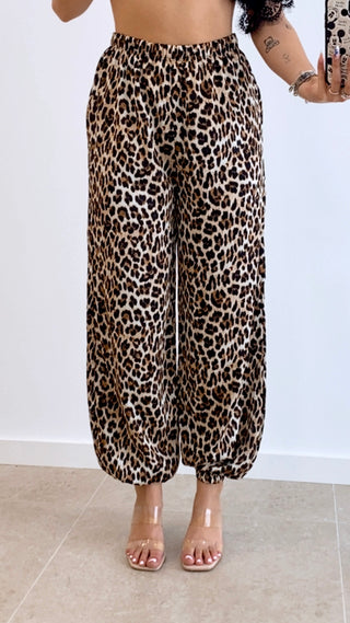 PANTALÓN SATINADO BOMBACHO PRINT