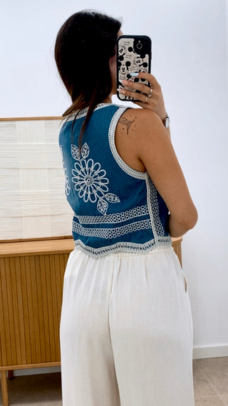 CHALECO DENIM BORDADO