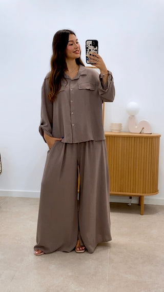 CONJUNTO CAMISA + PANTALÓN ANCHO LISO