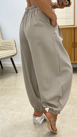 PANTALÓN PINZAS BOMBACHO