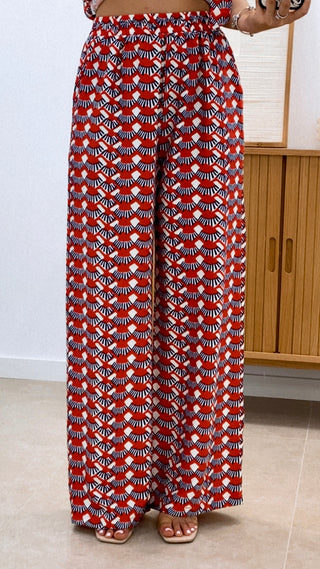 CONJUNTO DE CAMISA SIN MANGAS Y PANTALÓN ESTAMPADOS