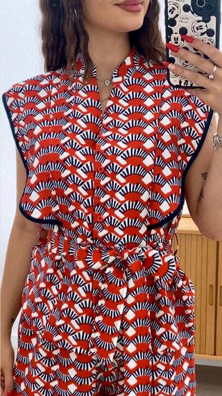 CONJUNTO DE CAMISA SIN MANGAS Y PANTALÓN ESTAMPADOS