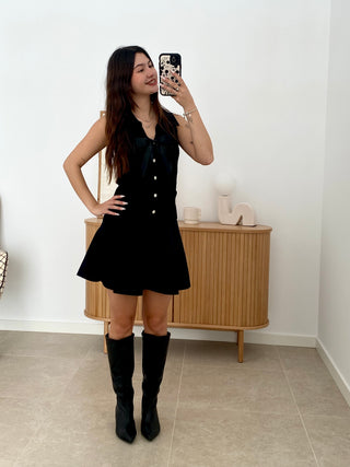 CHALECO LAZO Y BOTONES BRILLANTES