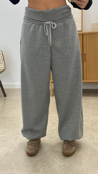 PANTALÓN BAJO AJUSTABLE