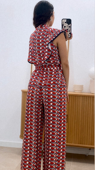 CONJUNTO DE CAMISA SIN MANGAS Y PANTALÓN ESTAMPADOS