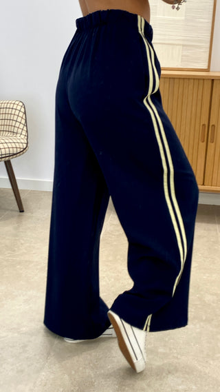 Conjunto de Americana y pantalón con lineas