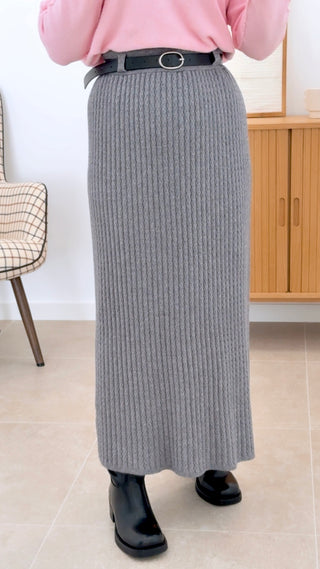 FALDA TRENDY + CINTURÓN