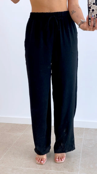 PANTALÓN LISO CINTURA ENGOMADA