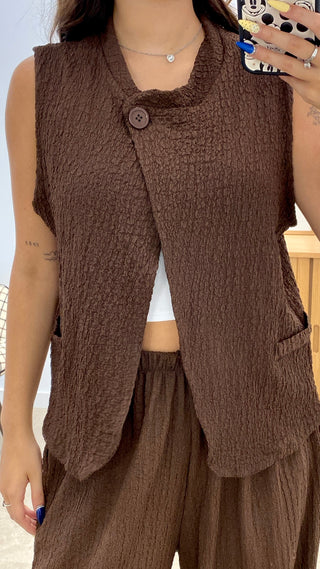 CONJUNTO CHALECO CRUZADO Y PANTALÓN BOMBACHO  CREPÉ