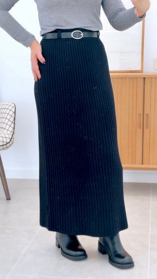 FALDA TRENDY + CINTURÓN