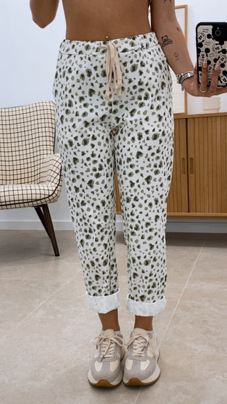 PANTALÓN ELASTICO ANIMAL PRINT