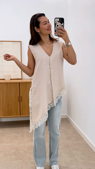 CHALECO PUNTILLA ASIMÉTRICO