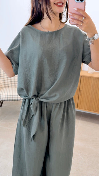 CONJUNTO LISO ANUDADO