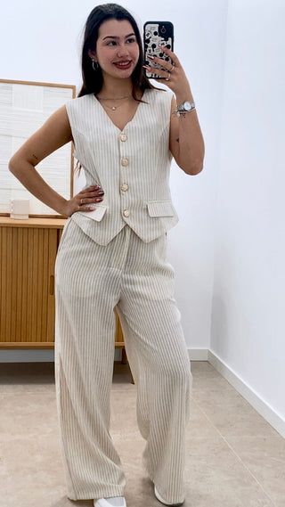 CONJUNTO RAYADO CHALECO CORTO Y PANTALÓN
