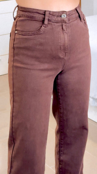 PANTALÓN FAMA MARRÓN