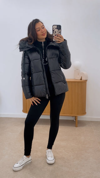 CHAQUETA ACOLCHADA CAPUCHA