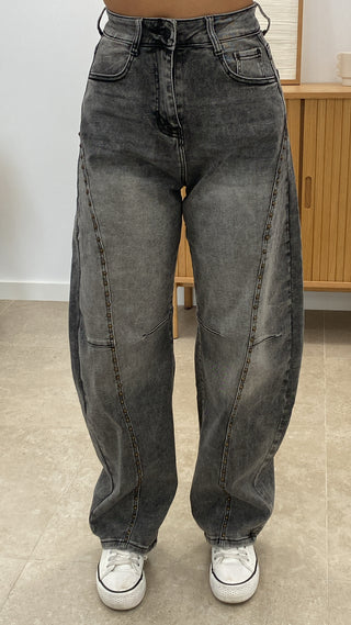 PANTALÓN VAQUERO TACHAS