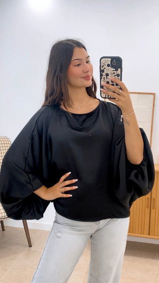 BLUSA MURCIÉLAGO LISA